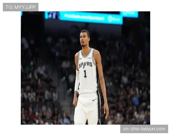 文班亚马连续第3年成为盖帽王，克努佩尔成历史首位新秀三分王